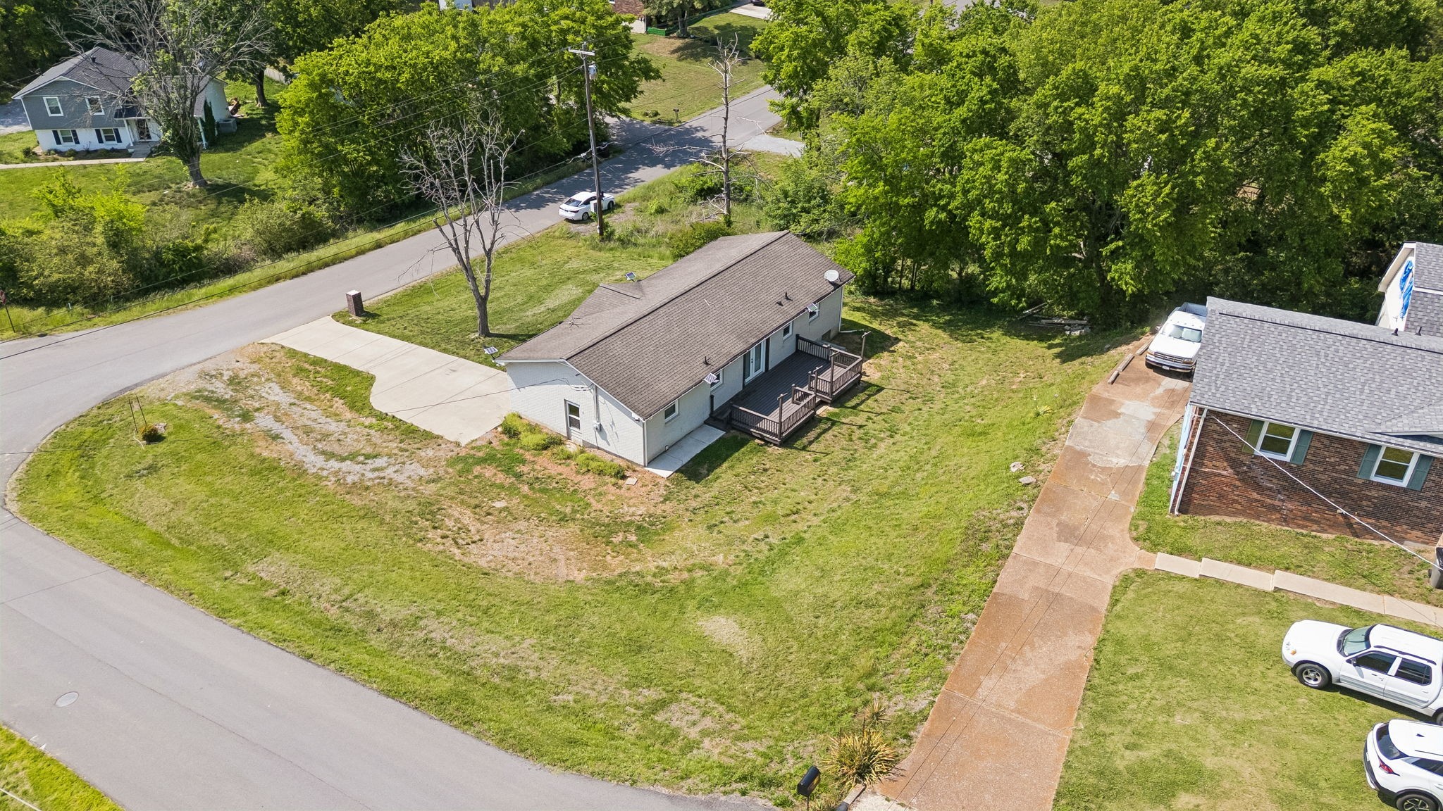 200 S Valley Road Hendersonville TN 37075