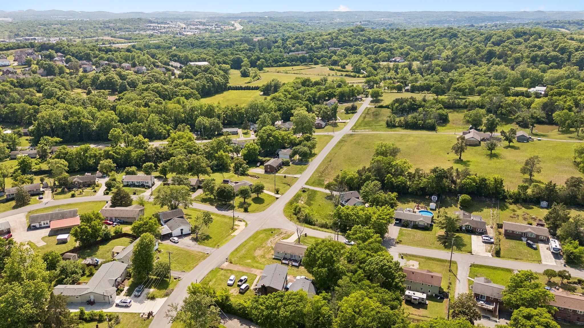 200 S Valley Road Hendersonville TN 37075