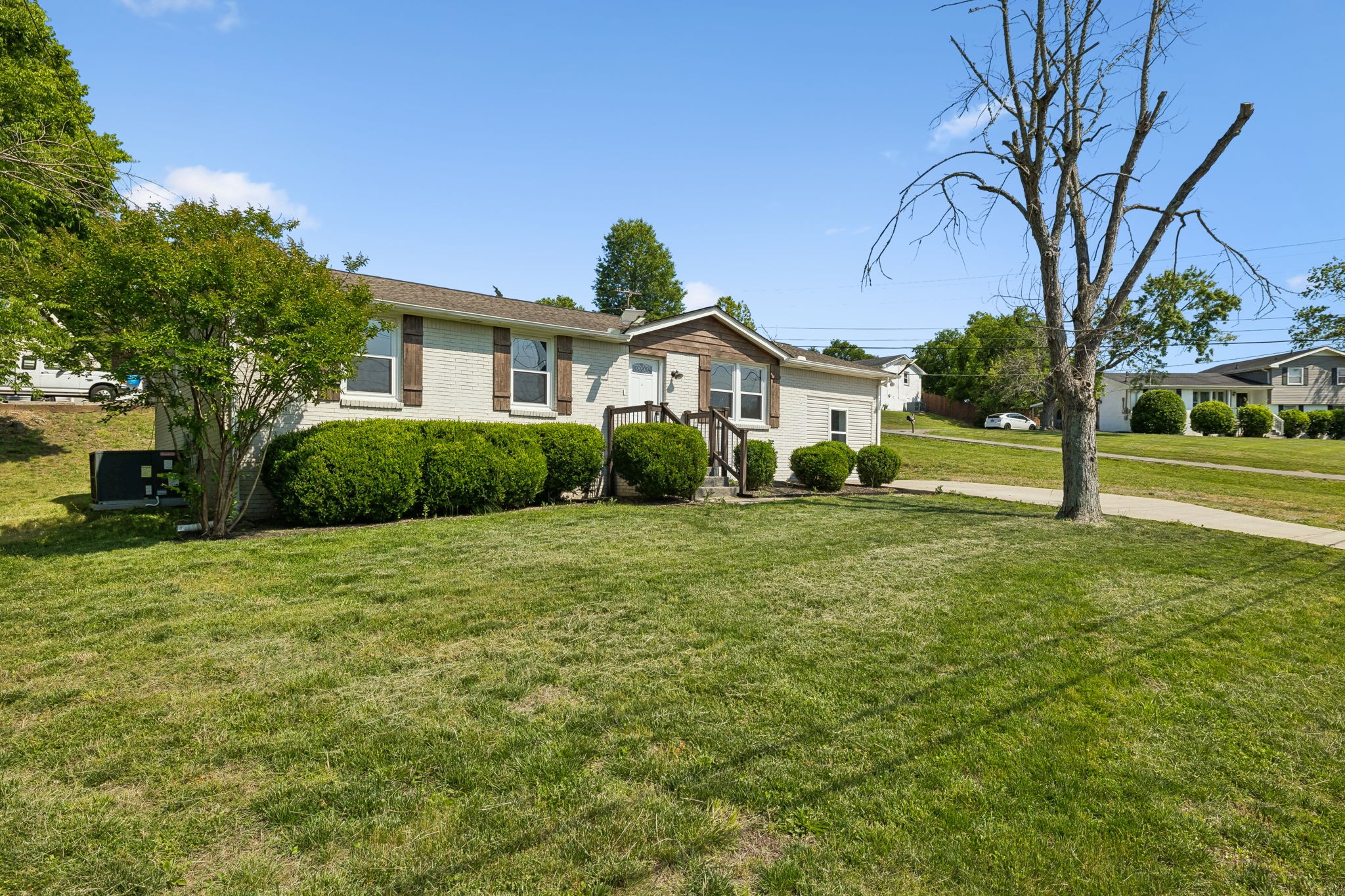 200 S Valley Road Hendersonville TN 37075