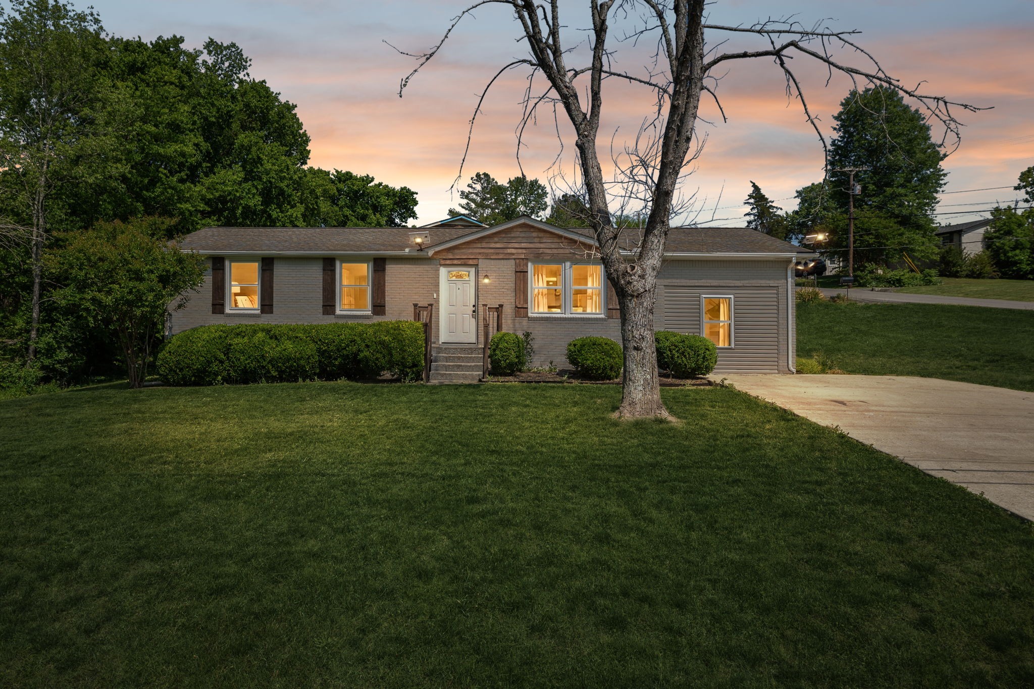 200 S Valley Road Hendersonville TN 37075