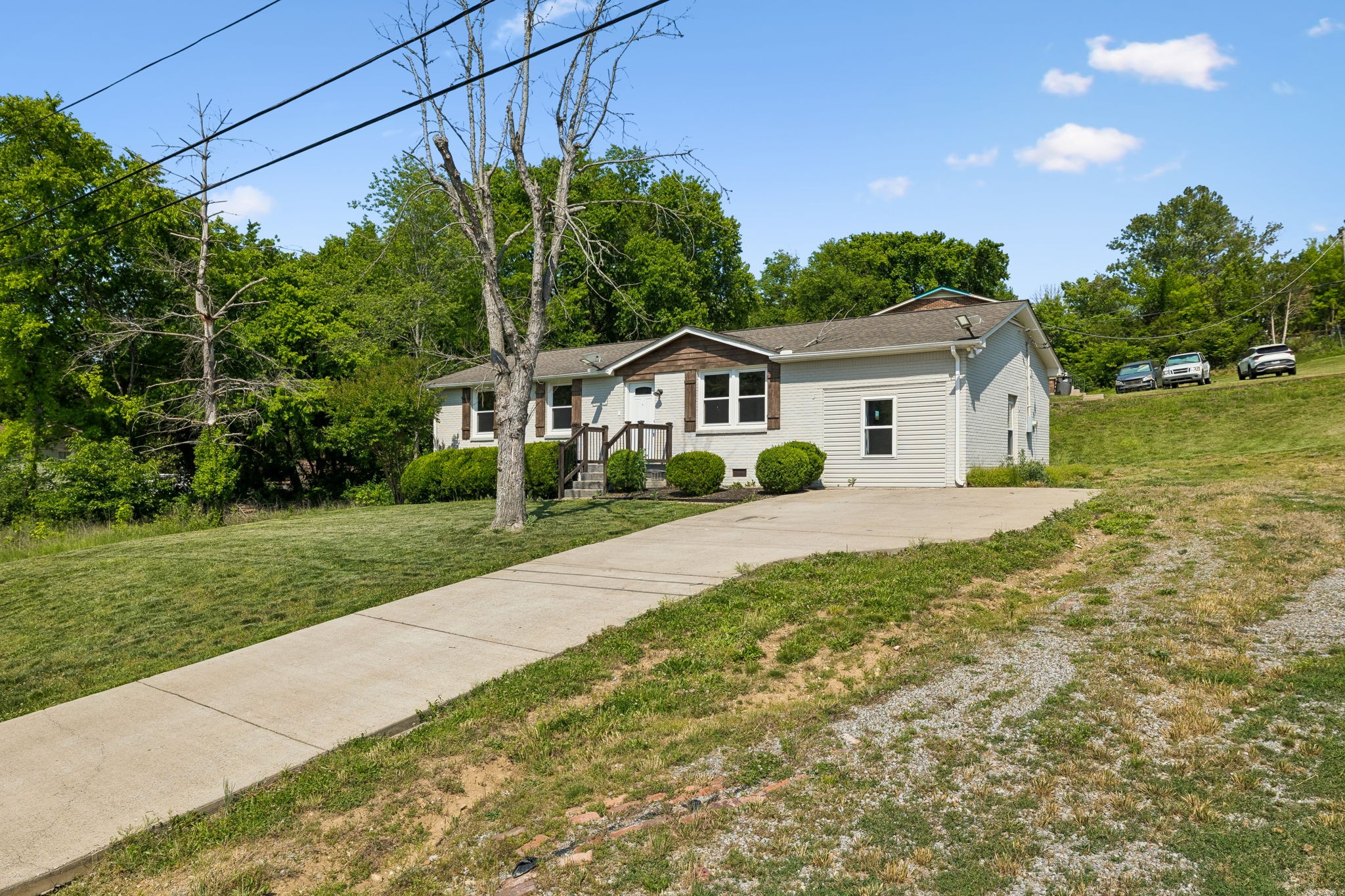 200 S Valley Road Hendersonville TN 37075