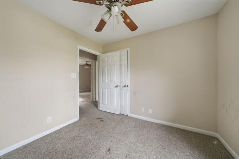 1935 Dinsmore Road Clarksville TN 37040