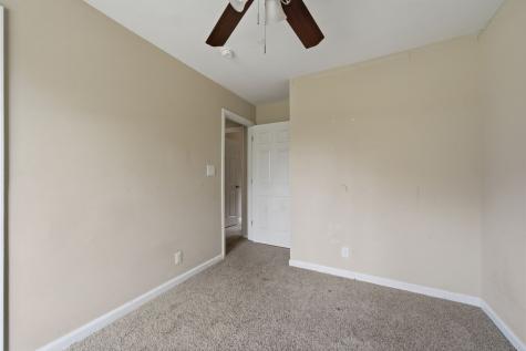 1935 Dinsmore Road Clarksville TN 37040