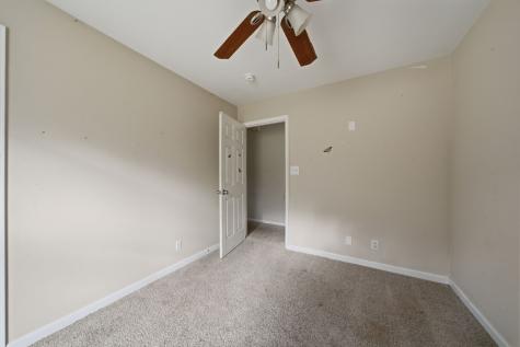 1935 Dinsmore Road Clarksville TN 37040