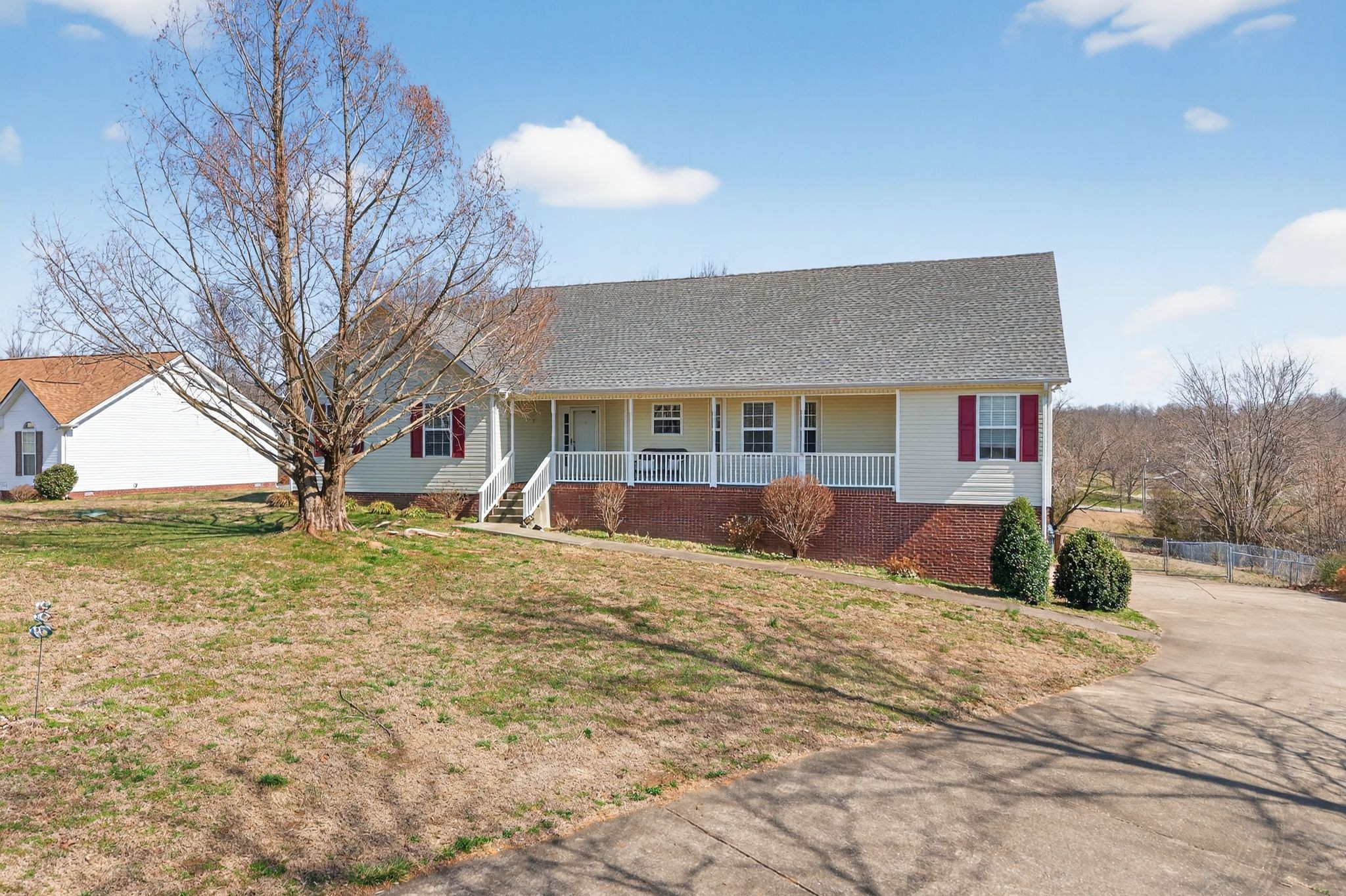 833 Blakemore Road Dickson TN 37055