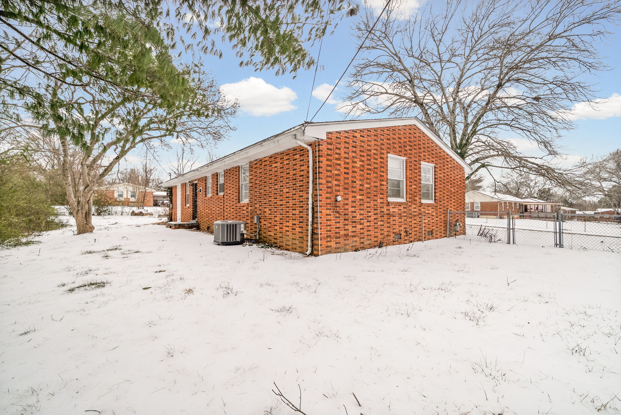 10 Jana Drive Clarksville TN 37042