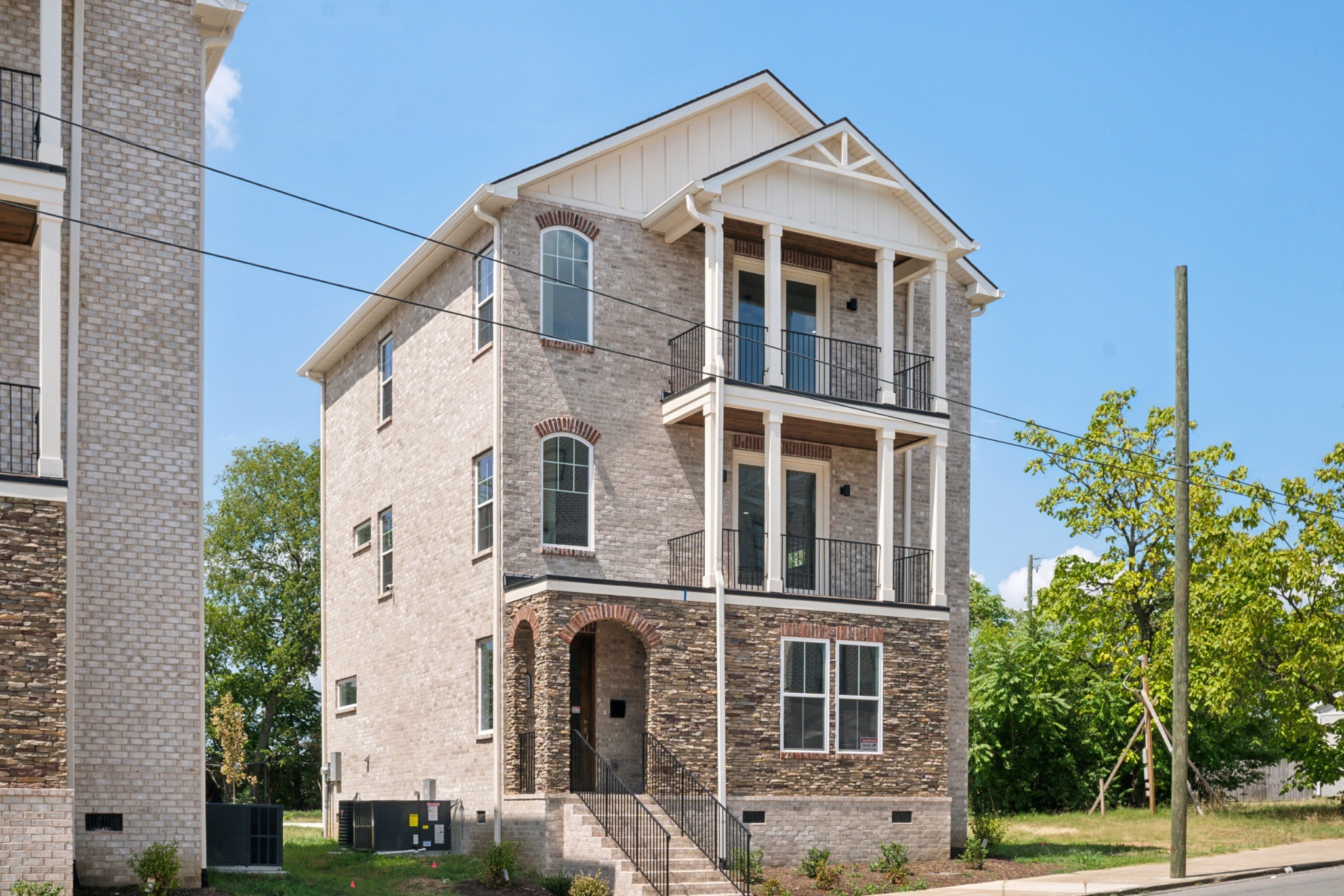 1105 11th Ave, N Nashville TN 37208