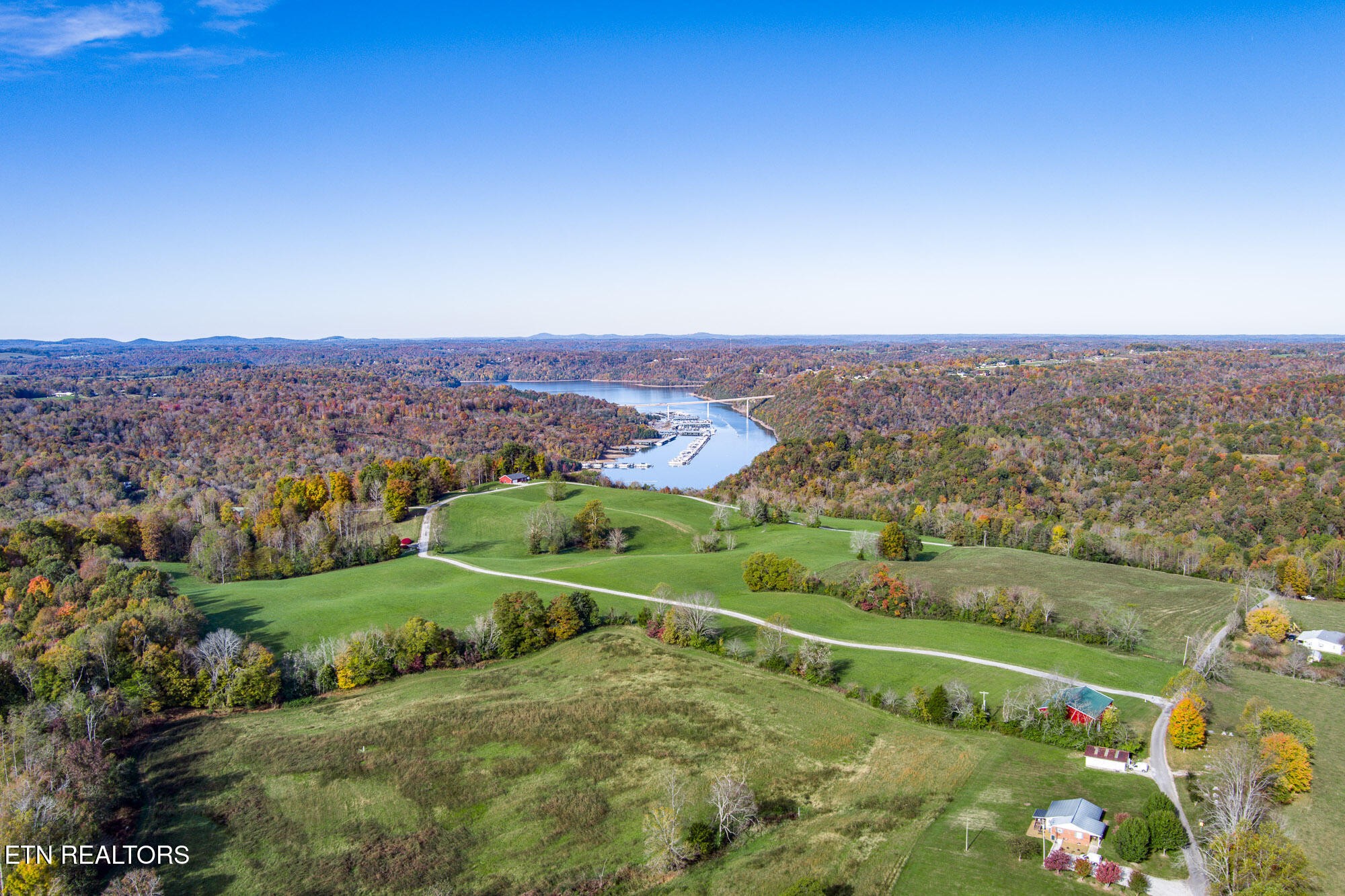 19 Amonett Circle Byrdstown TN 38549