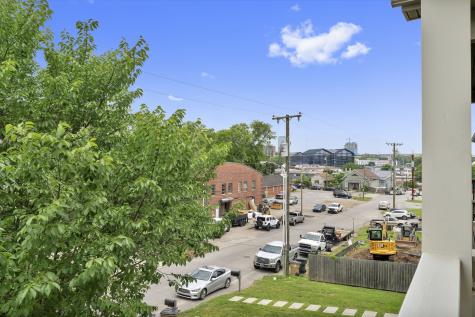 1306b Pillow Street Nashville TN 37203