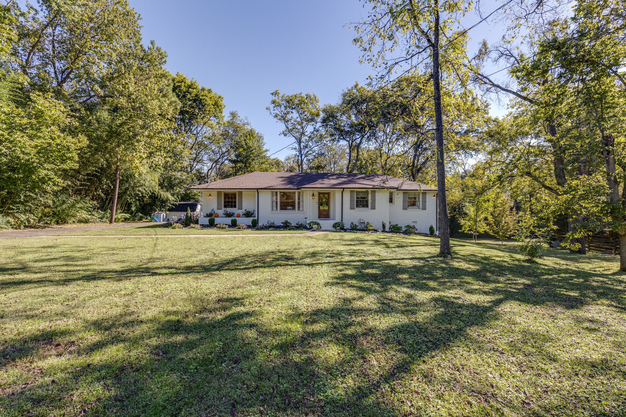 5204 Trousdale Drive Nashville TN 37220