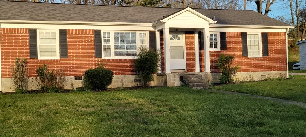1325 Maddux Avenue Cookeville TN 38501