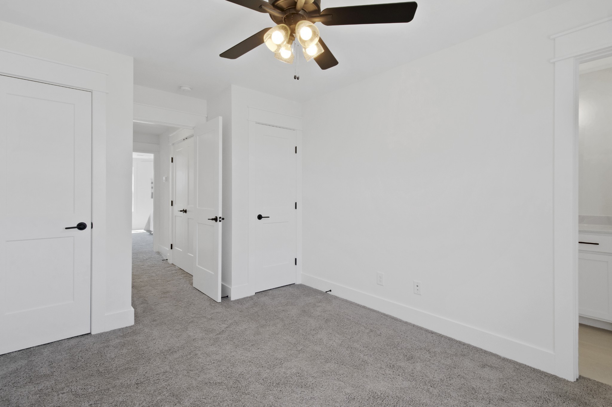 41 W High Street Clarksville TN 37040