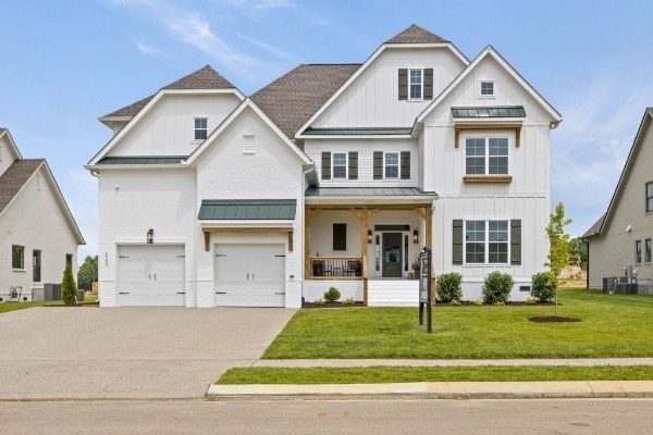 5929 Hunt Valley Drive Spring Hill TN 37174