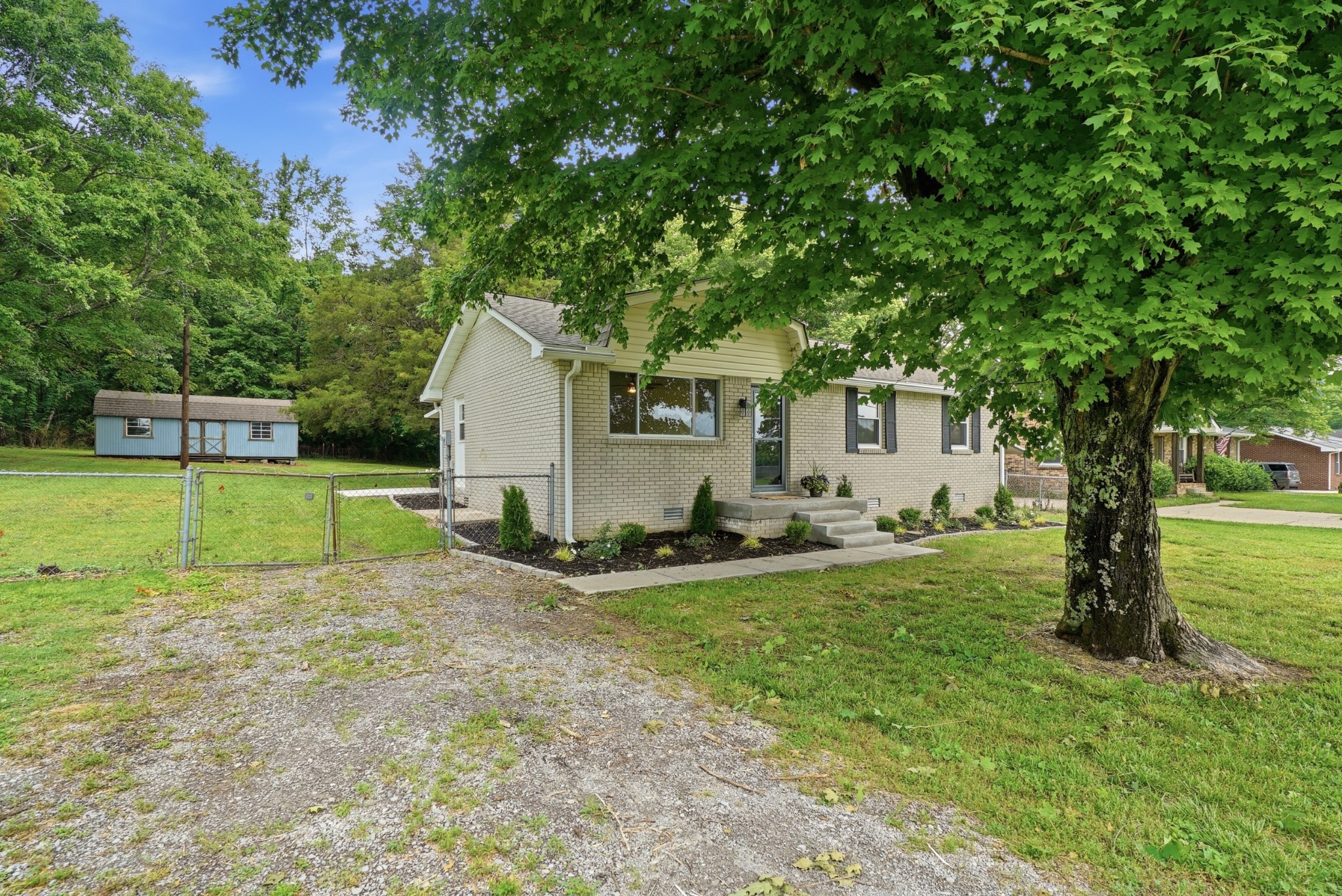 2758 Goodsprings Road Ashland City TN 37015