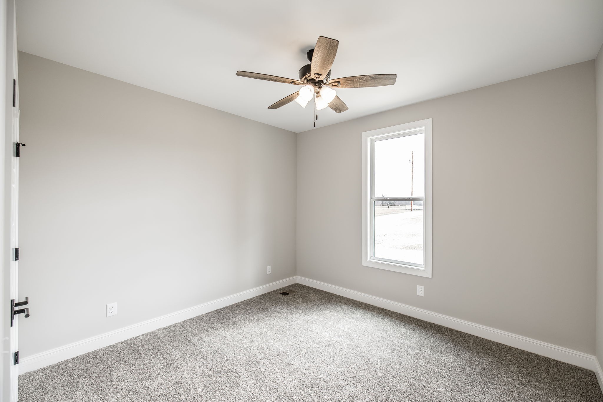 159 S Ray Road Portland TN 37148