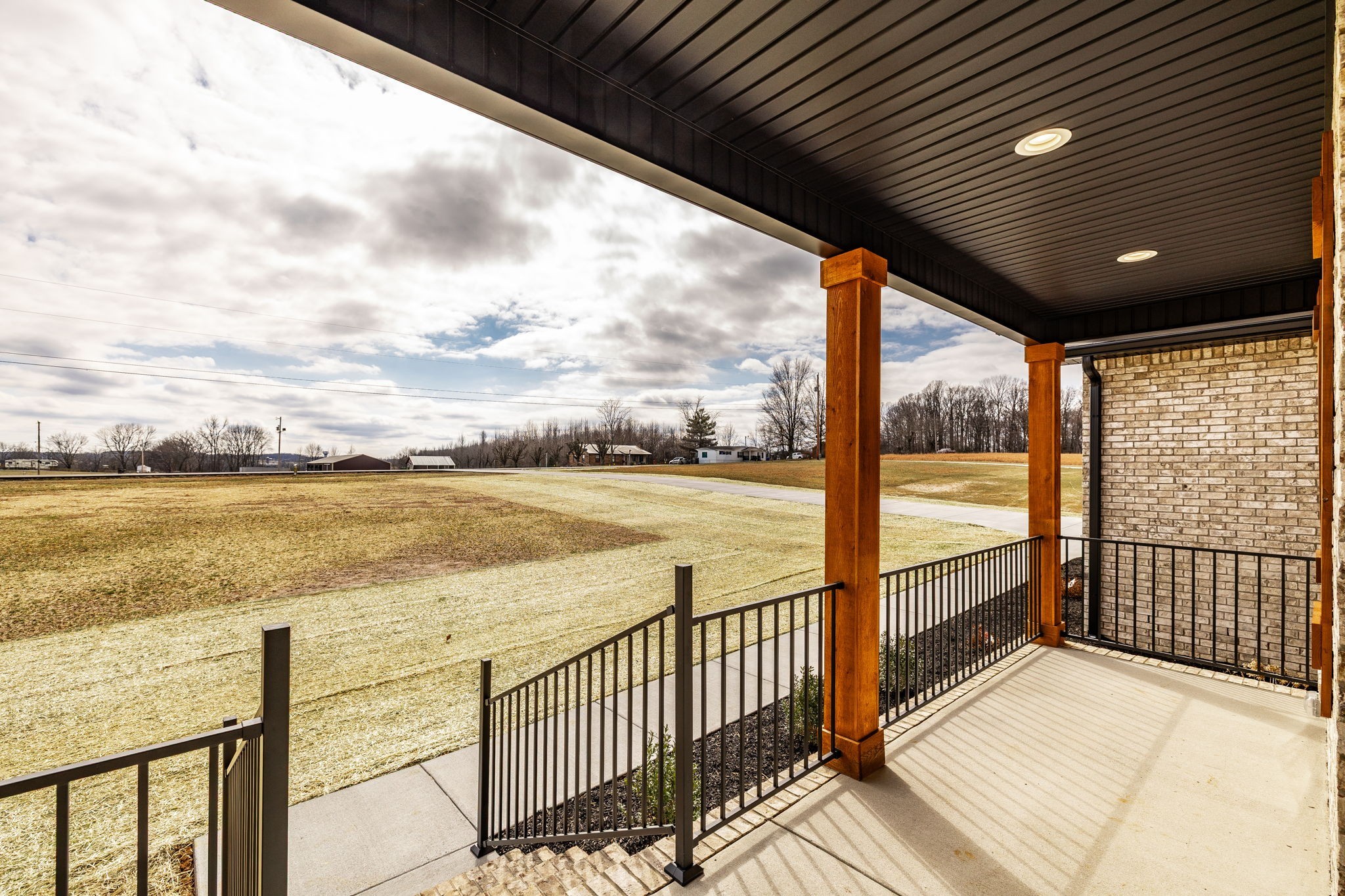 159 S Ray Road Portland TN 37148