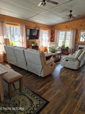101 Ridgepoint Road Jamestown TN 38556