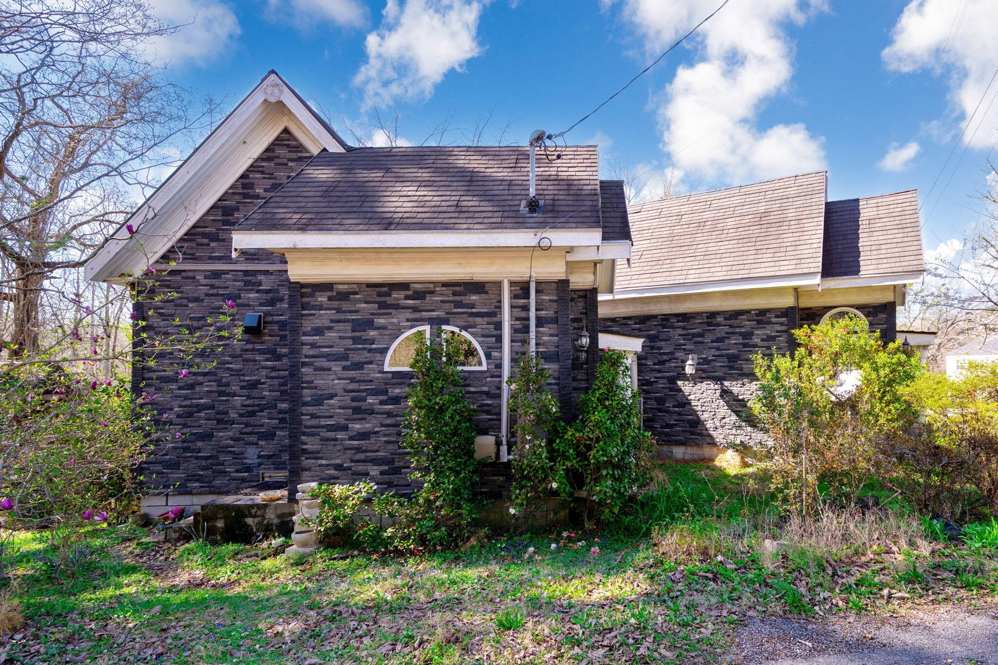 1303 Springview Drive Chattanooga TN 37421