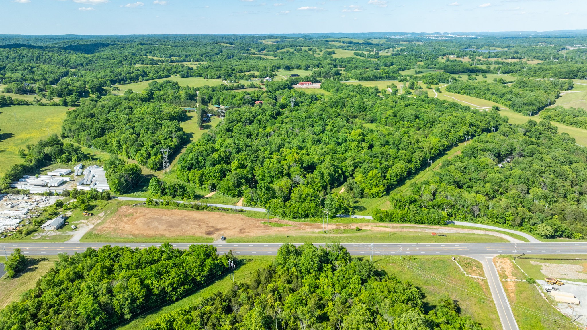 1094 New Highway 7 Columbia TN 38401