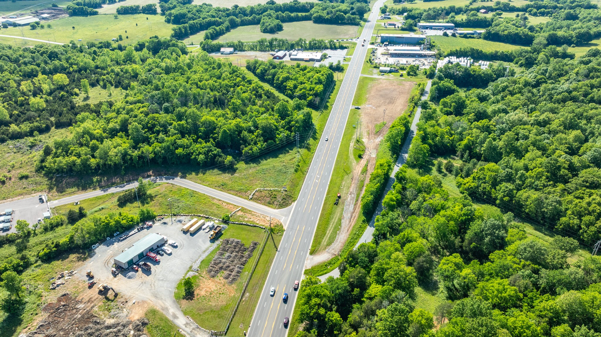 1094 New Highway 7 Columbia TN 38401