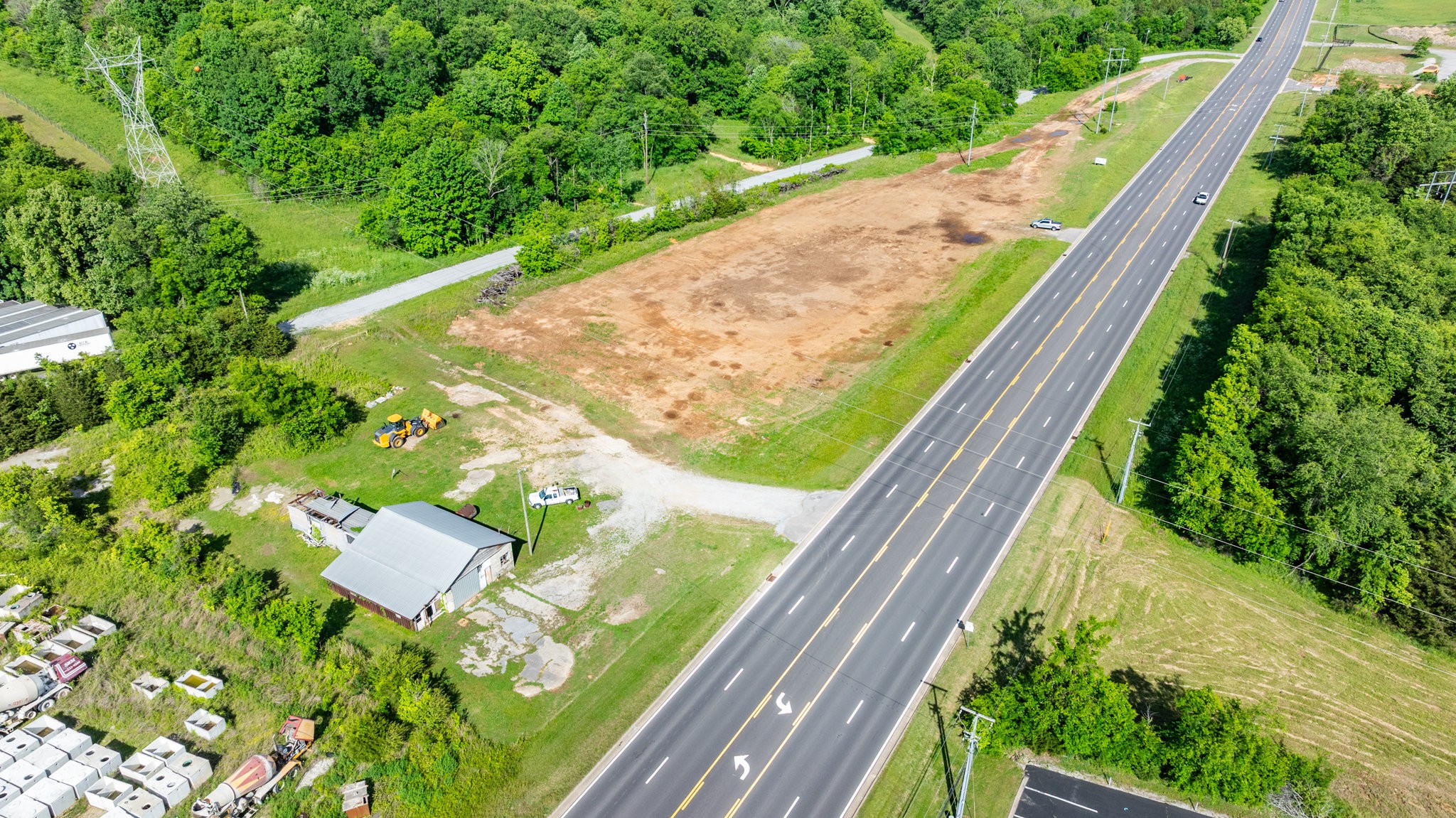 1094 New Highway 7 Columbia TN 38401