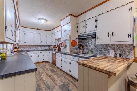 5011 Sunny Acres Drive Waynesboro TN 38485
