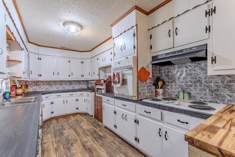 5011 Sunny Acres Drive Waynesboro TN 38485