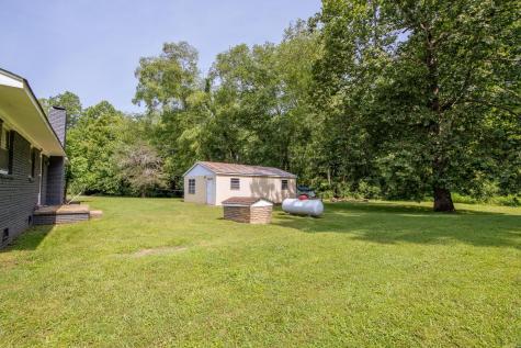 5011 Sunny Acres Drive Waynesboro TN 38485