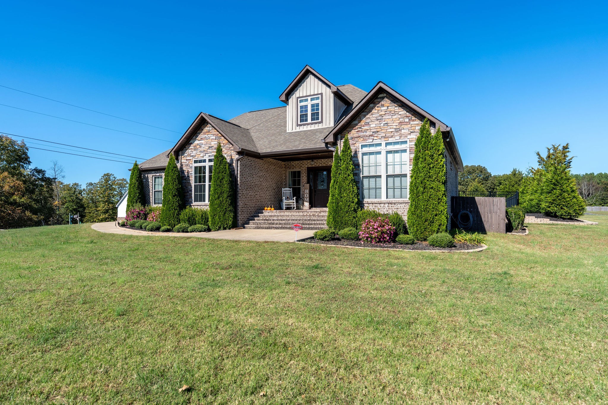 562 Double Eagle Drive Summertown TN 38483
