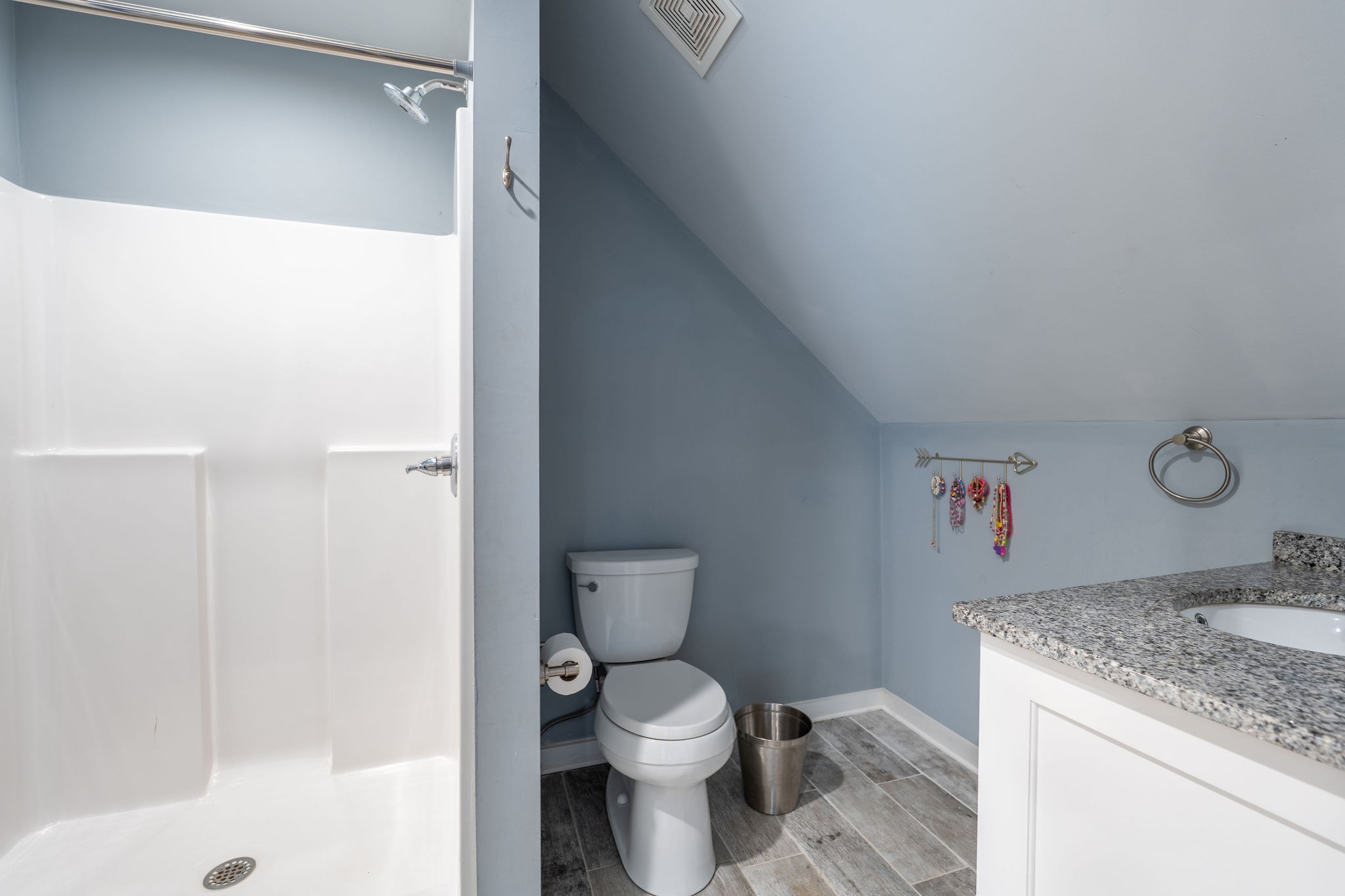 562 Double Eagle Drive Summertown TN 38483