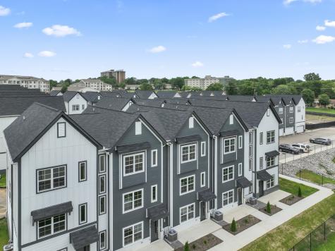 700 N Dupont Avenue #306 Madison TN 37115
