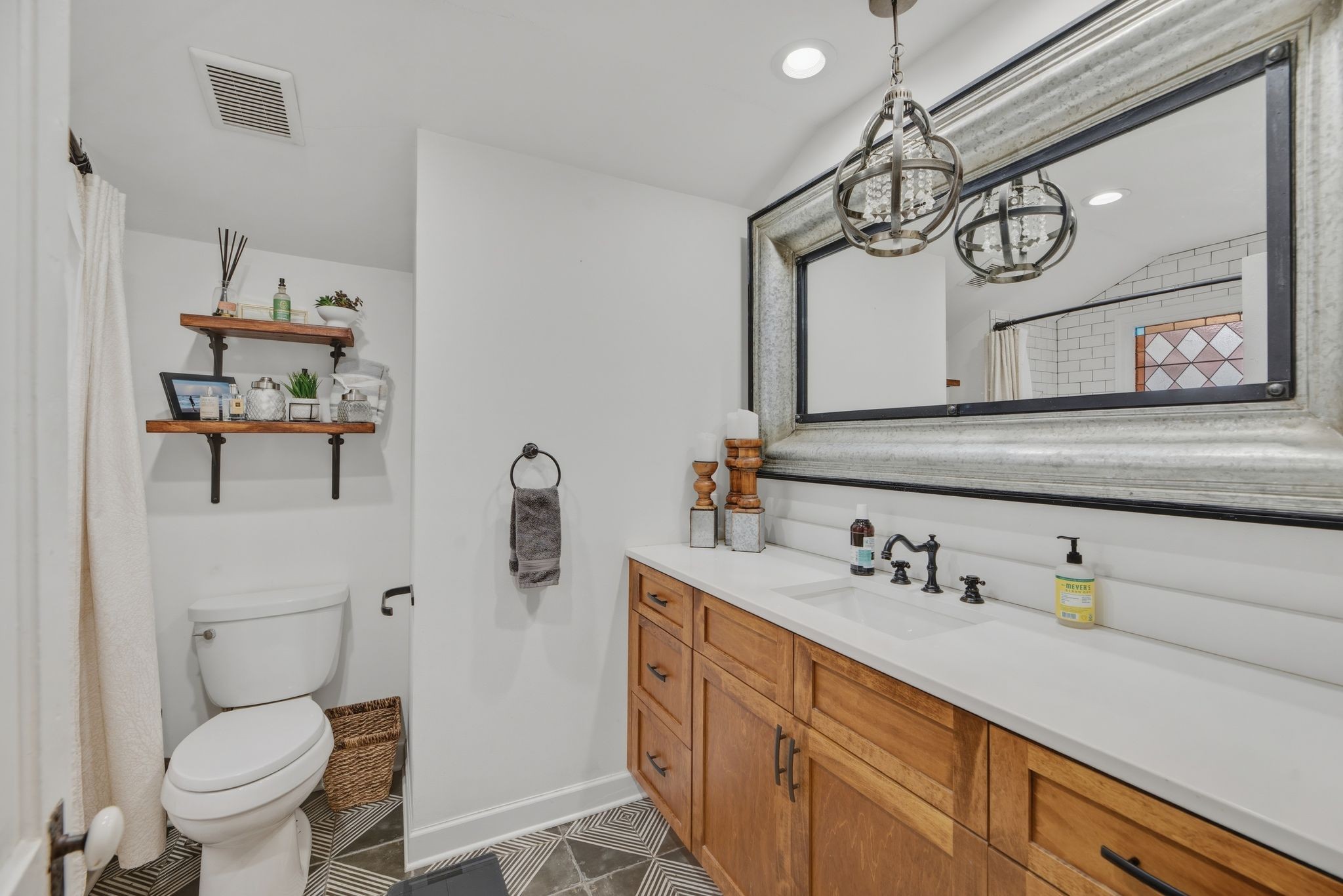 117 7th Ave, N Franklin TN 37064