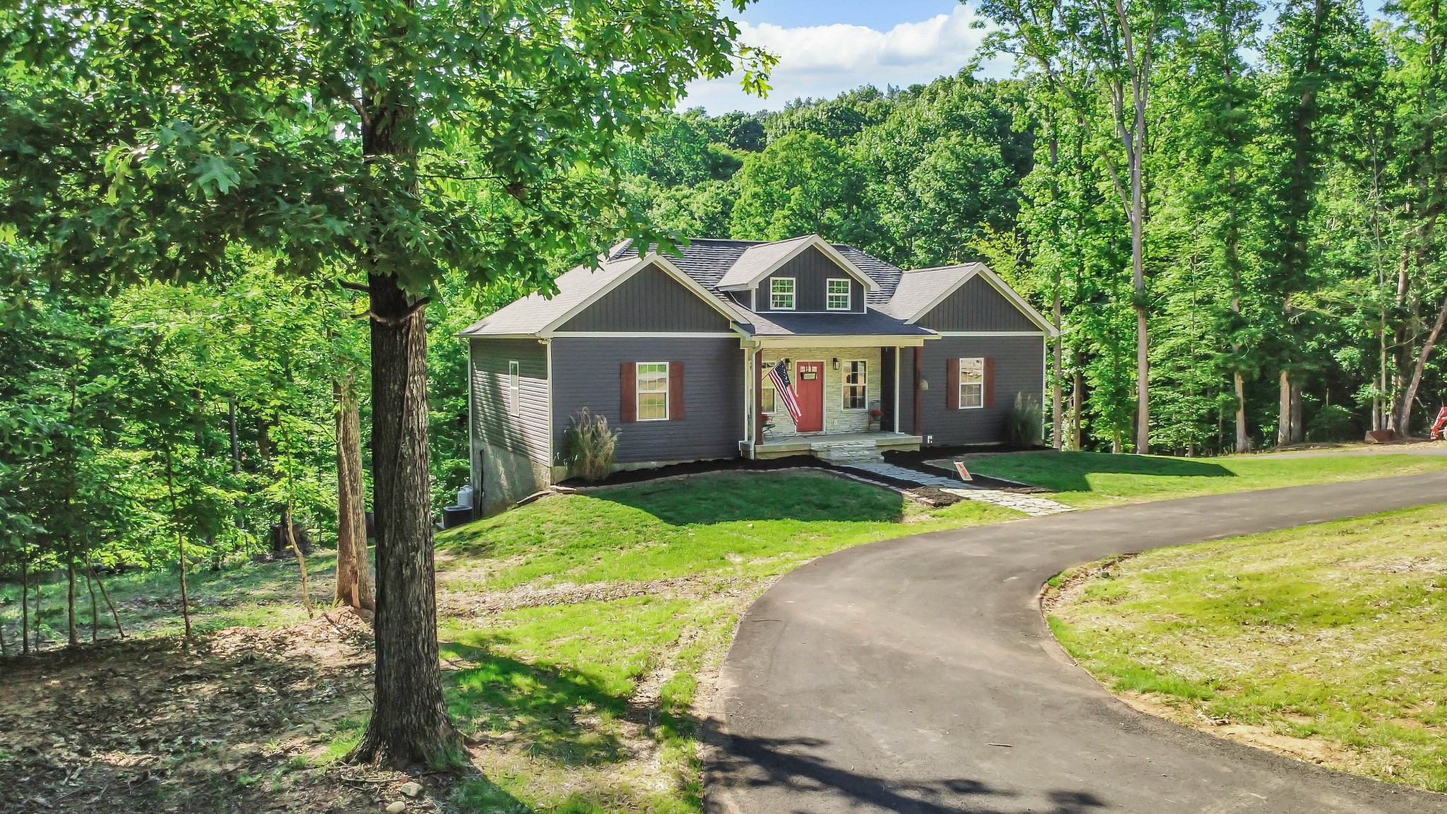 407 Summerfield Drive Cadiz KY 42211