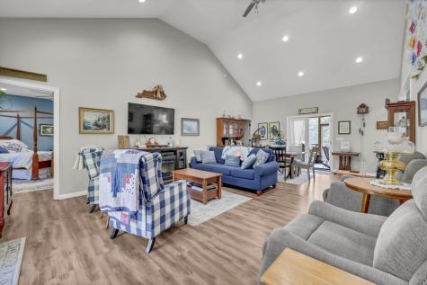 407 Summerfield Drive Cadiz KY 42211