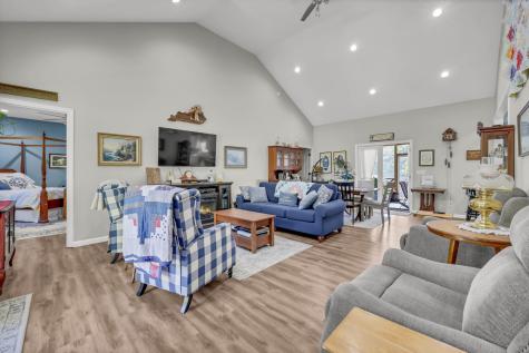 407 Summerfield Drive Cadiz KY 42211