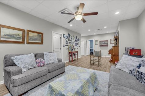 407 Summerfield Drive Cadiz KY 42211