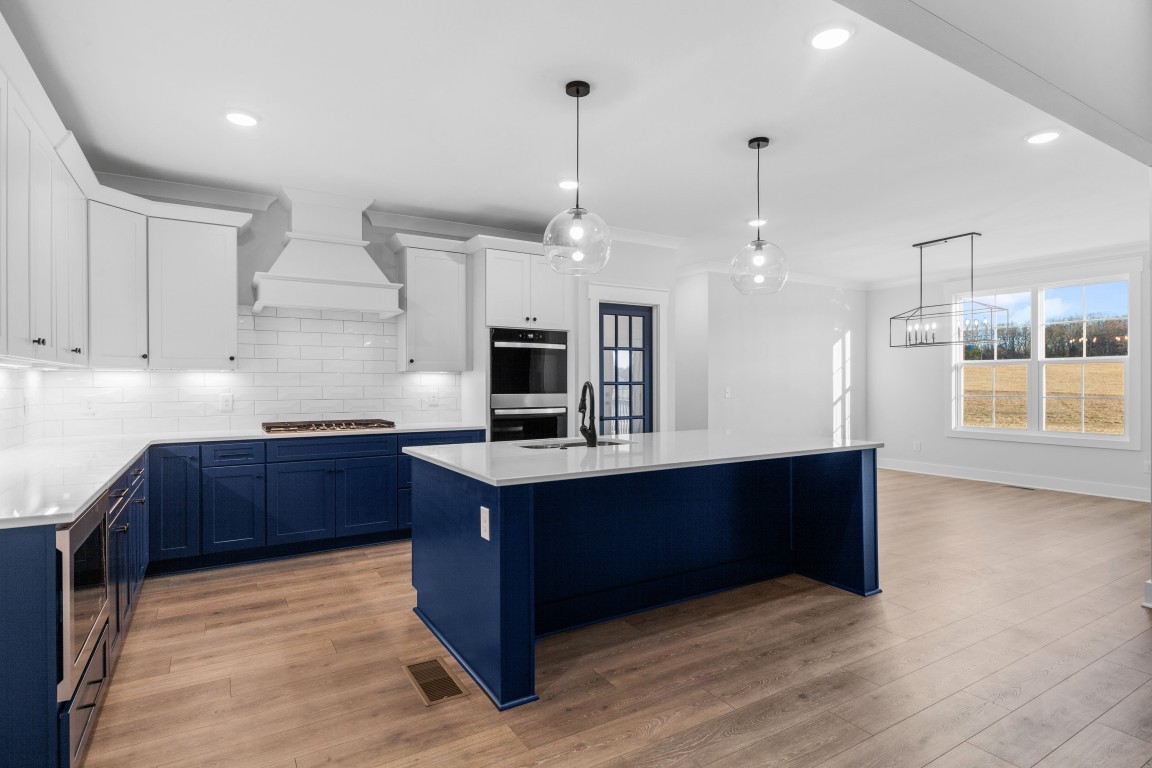 22 Peyton Place Columbia TN 38401