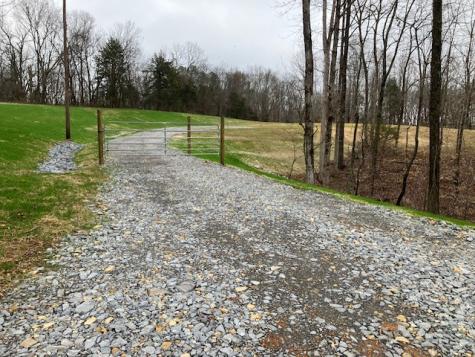 1 Barnhill Road Primm Springs TN 38476