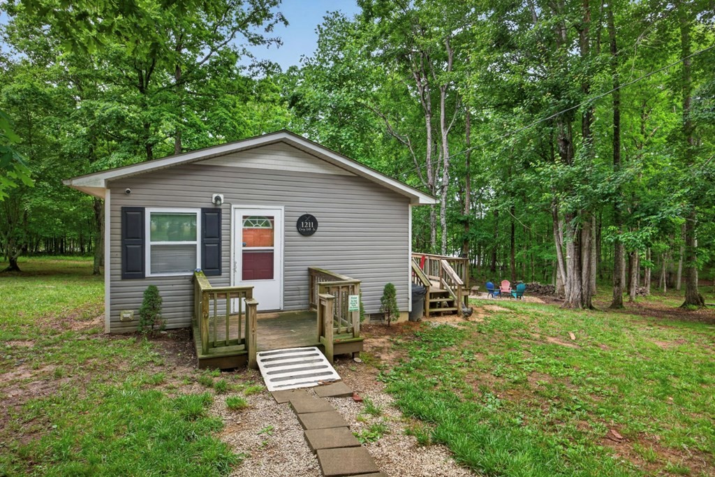 1211 Camp Belle Air Road Sparta TN 38583