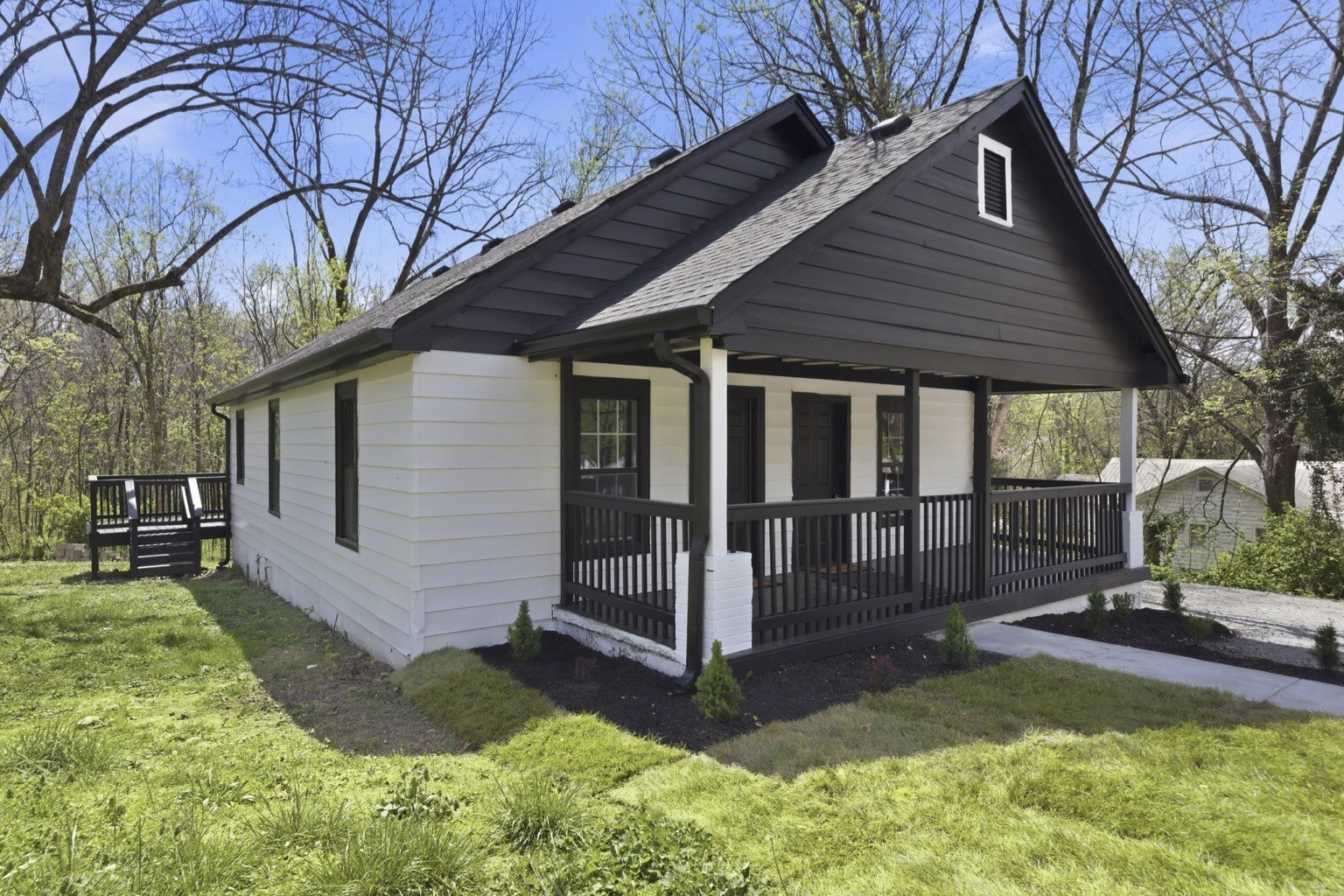 McMinnville TN, 206 Winding Way