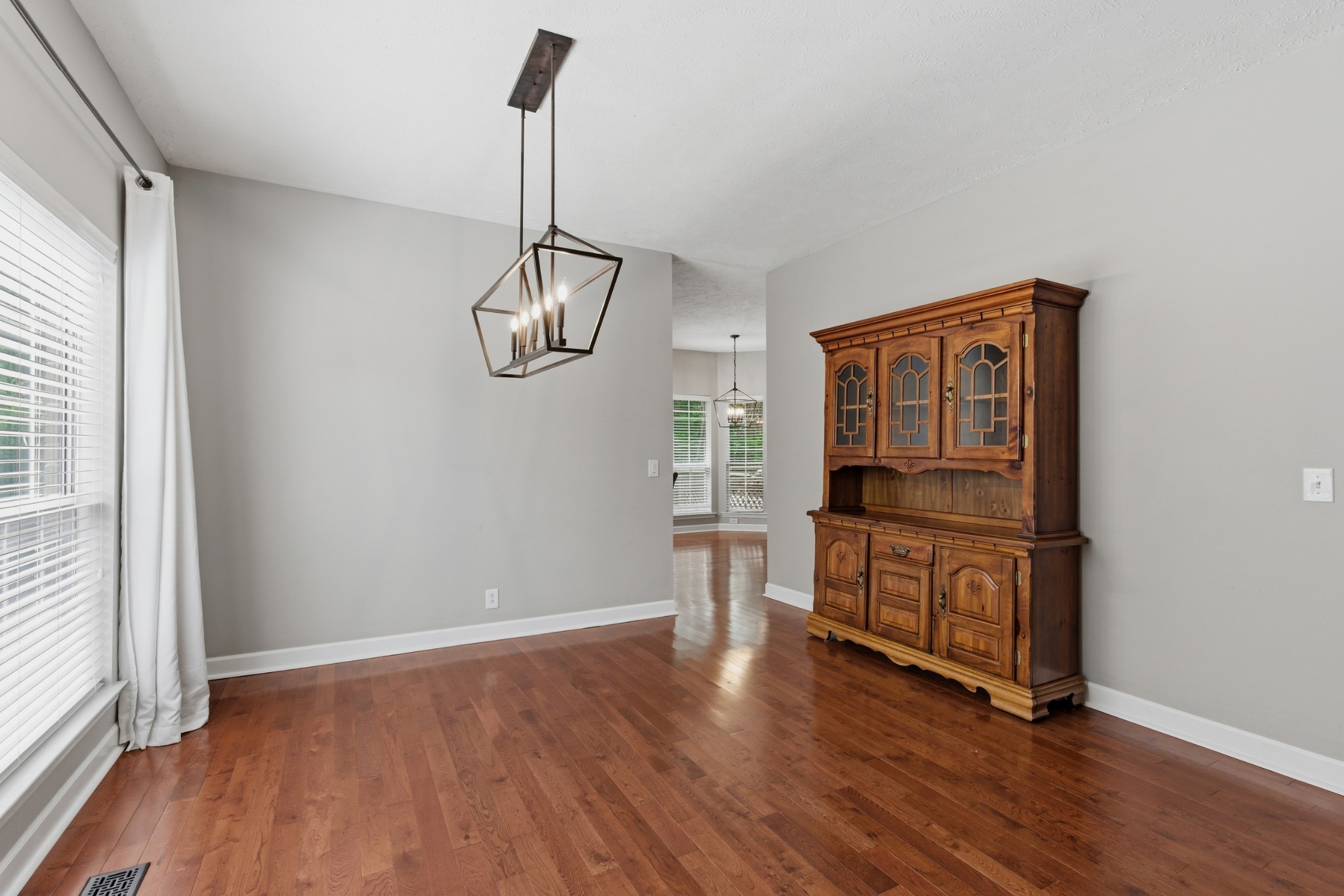 5117 W Oak Highland Drive Antioch TN 37013