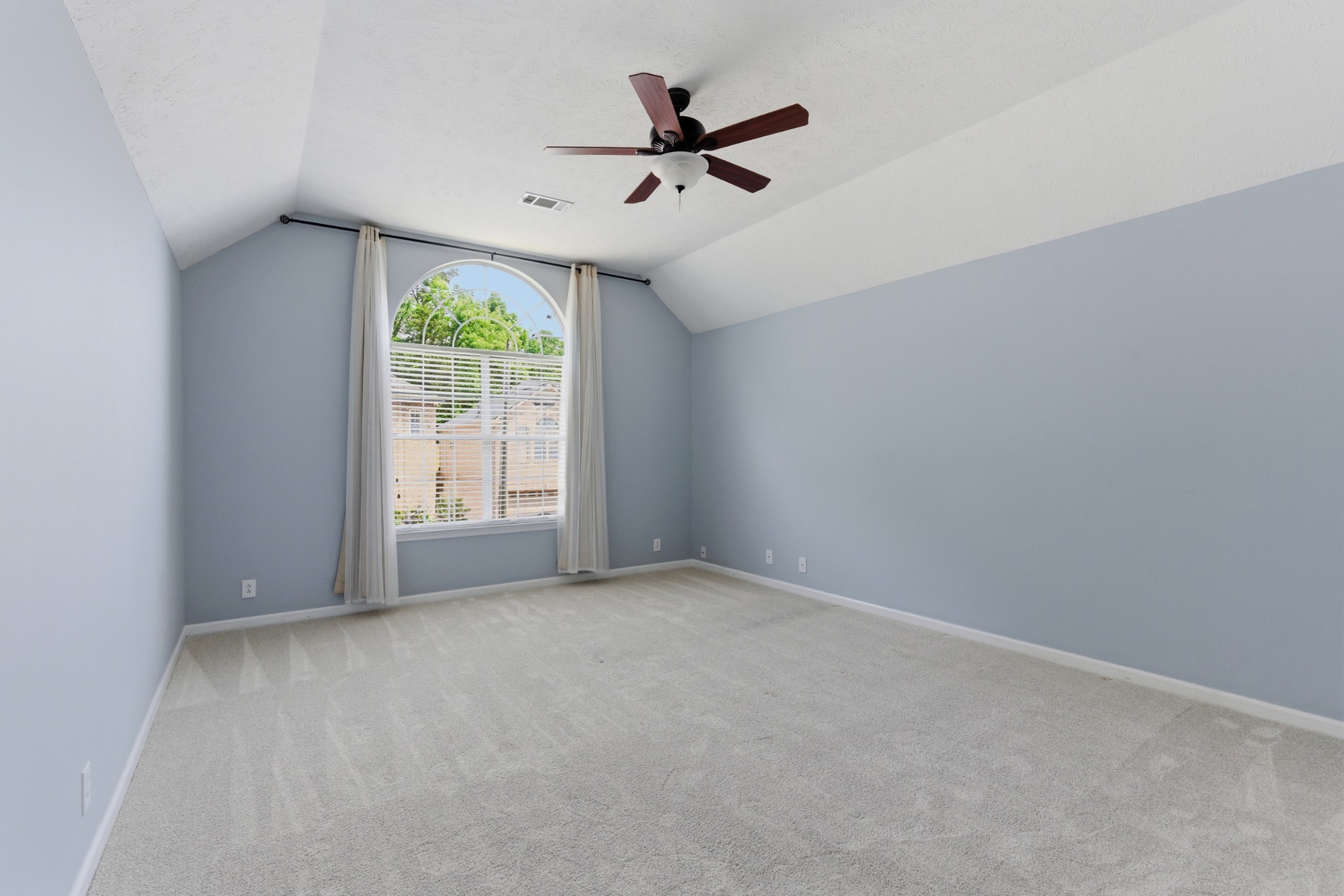 5117 W Oak Highland Drive Antioch TN 37013