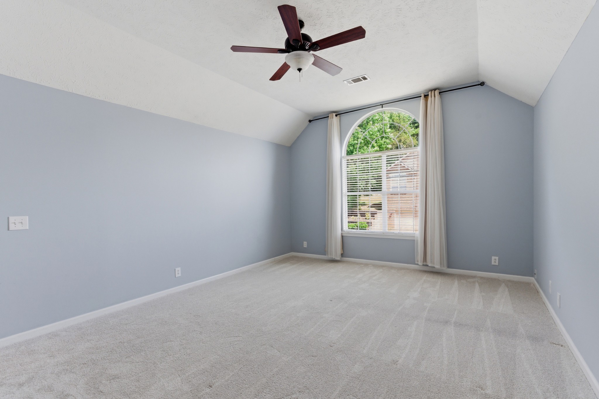 5117 W Oak Highland Drive Antioch TN 37013