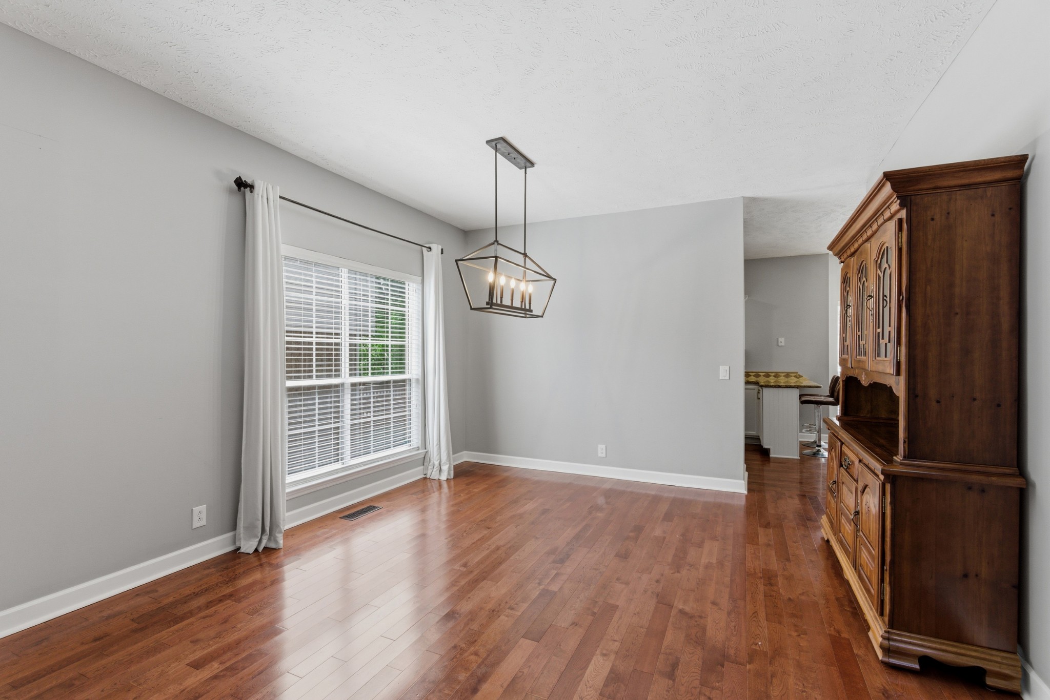 5117 W Oak Highland Drive Antioch TN 37013