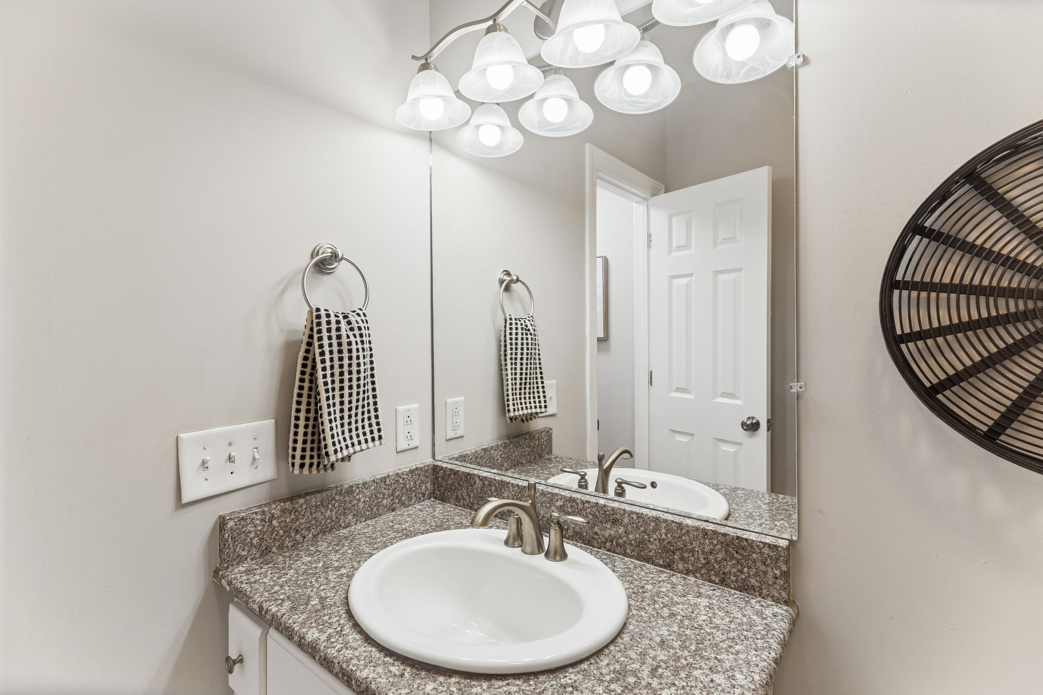 323 Boxmere Place Nashville TN 37215