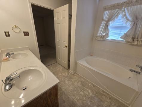 1583 Rosebury Lane Clarksville TN 37043