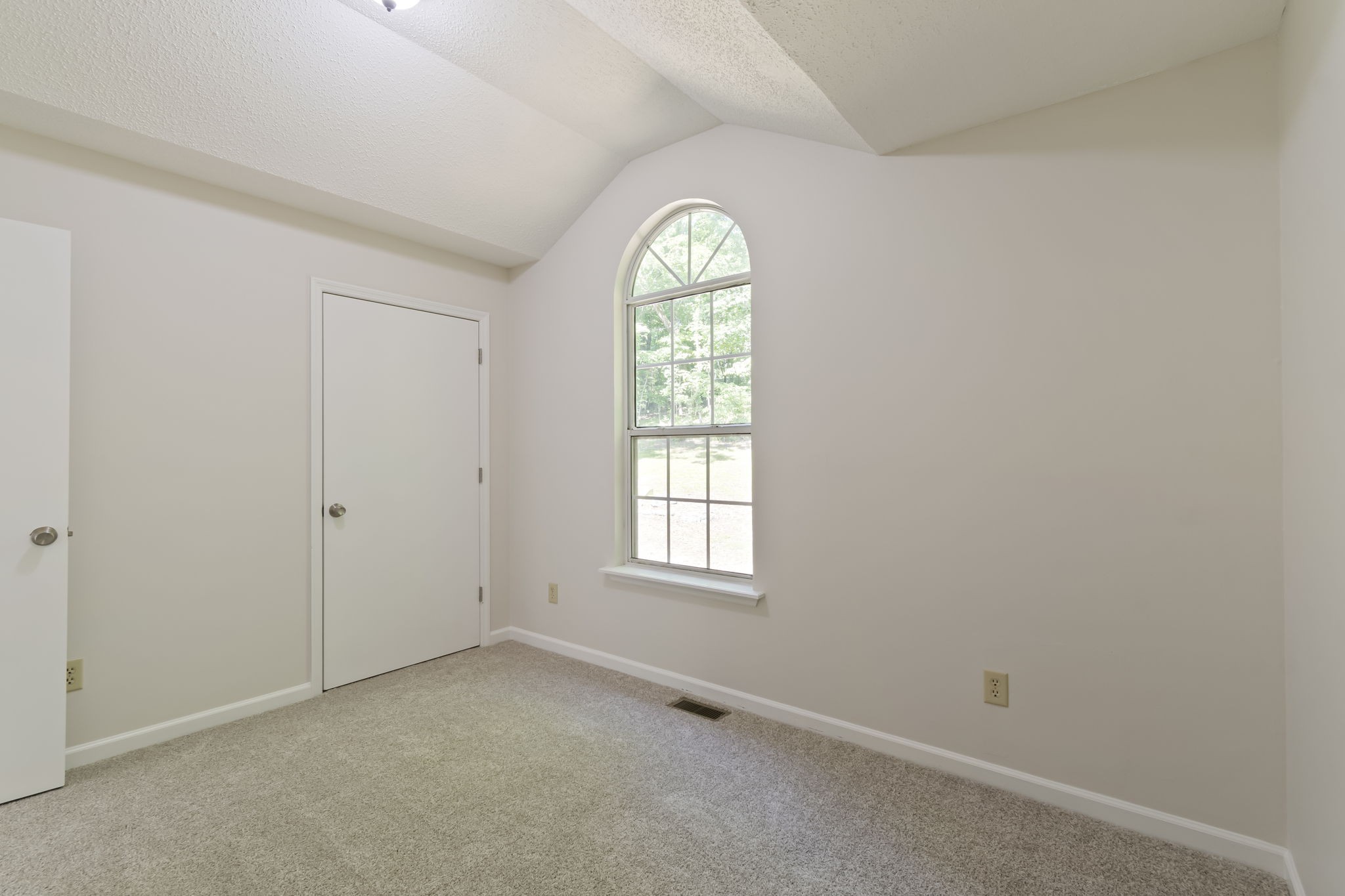 1985 Frank Moore Road Culleoka TN 38451