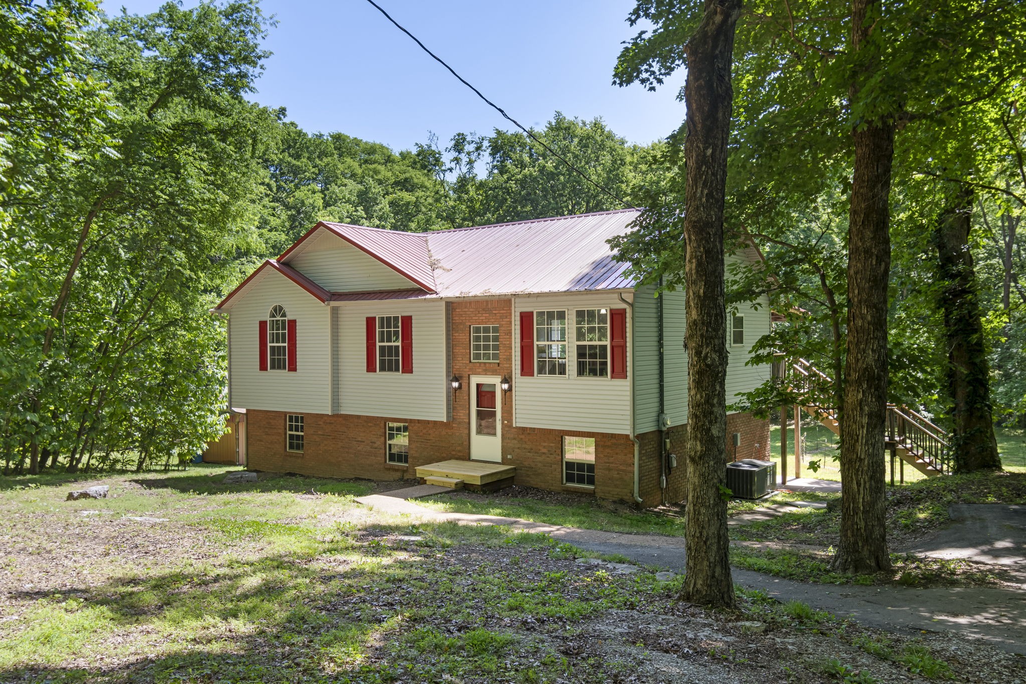 1985 Frank Moore Road Culleoka TN 38451