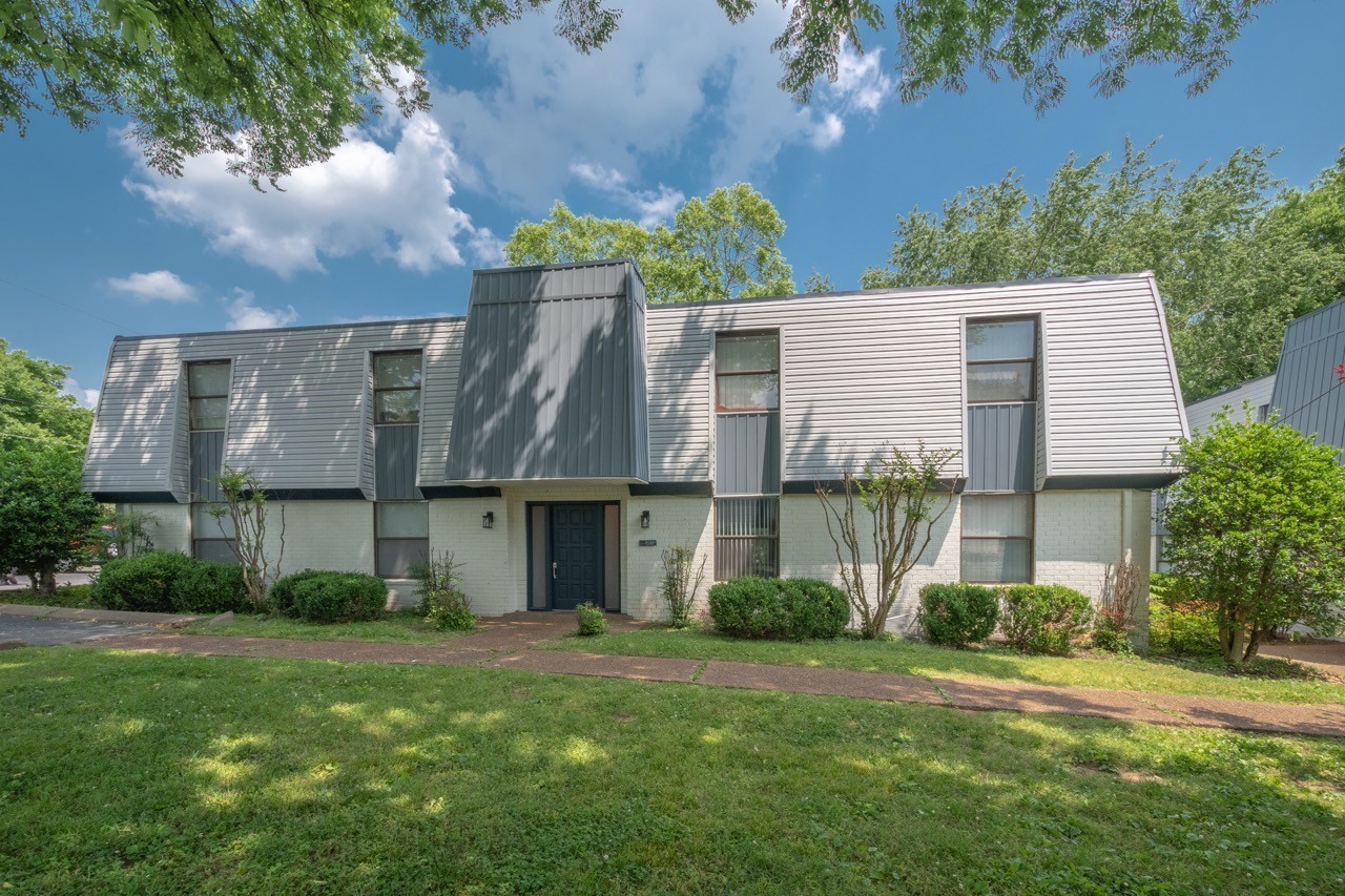 126 Walton Ferry Road Hendersonville TN 37075