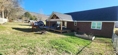 712 Kilgore Street Jasper TN 37347